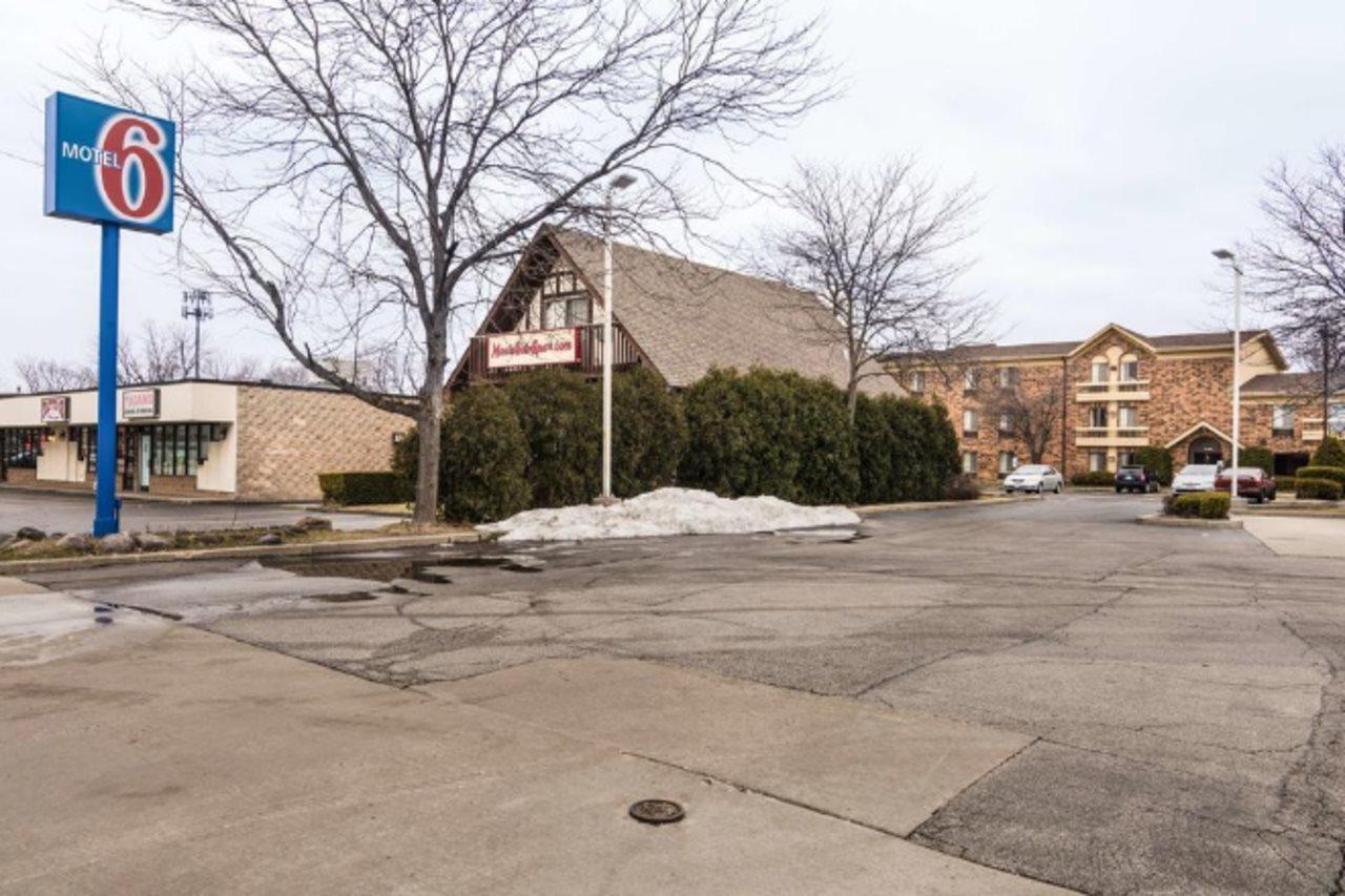 Motel 6-Libertyville, Il Luaran gambar