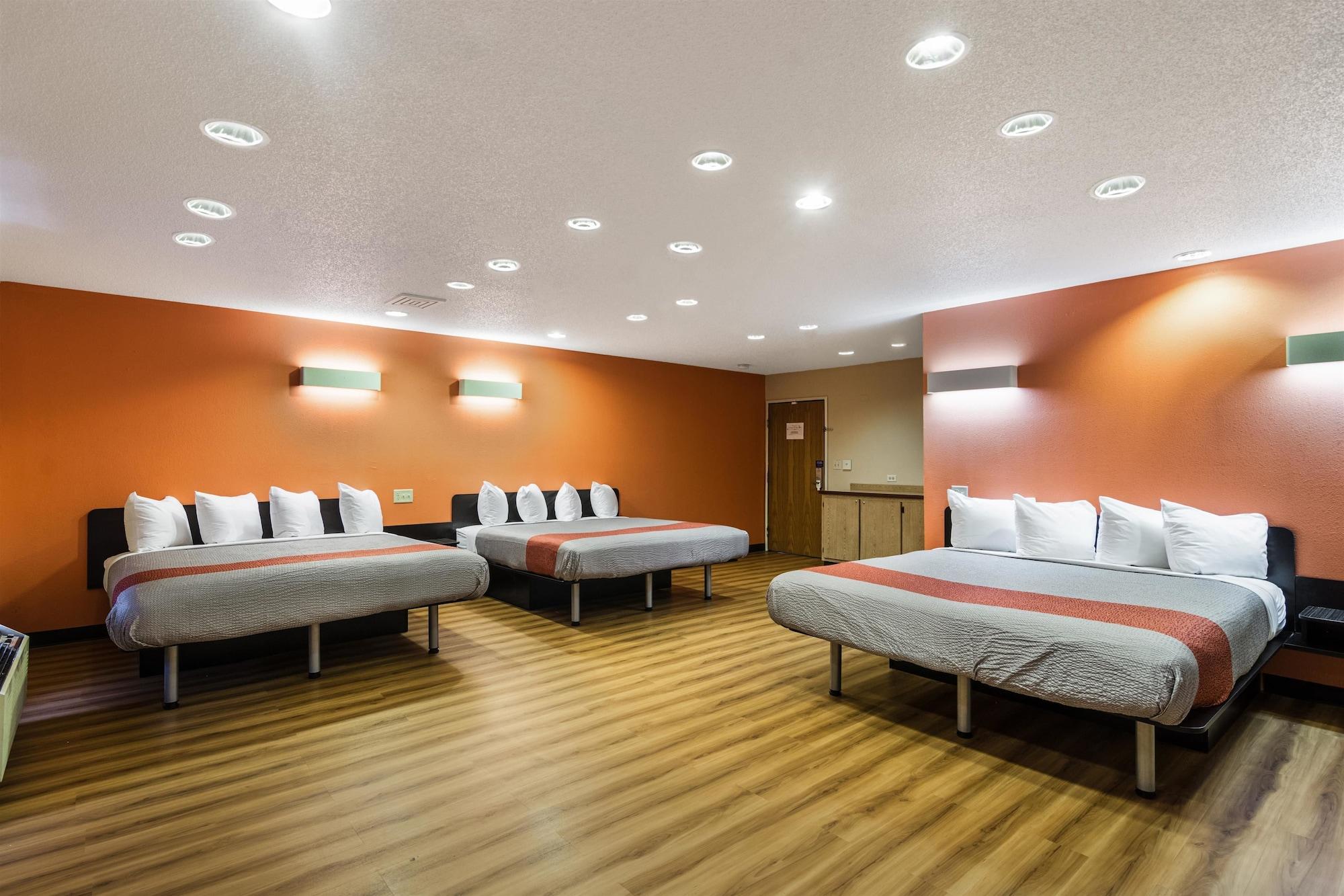 Motel 6-Libertyville, Il Luaran gambar