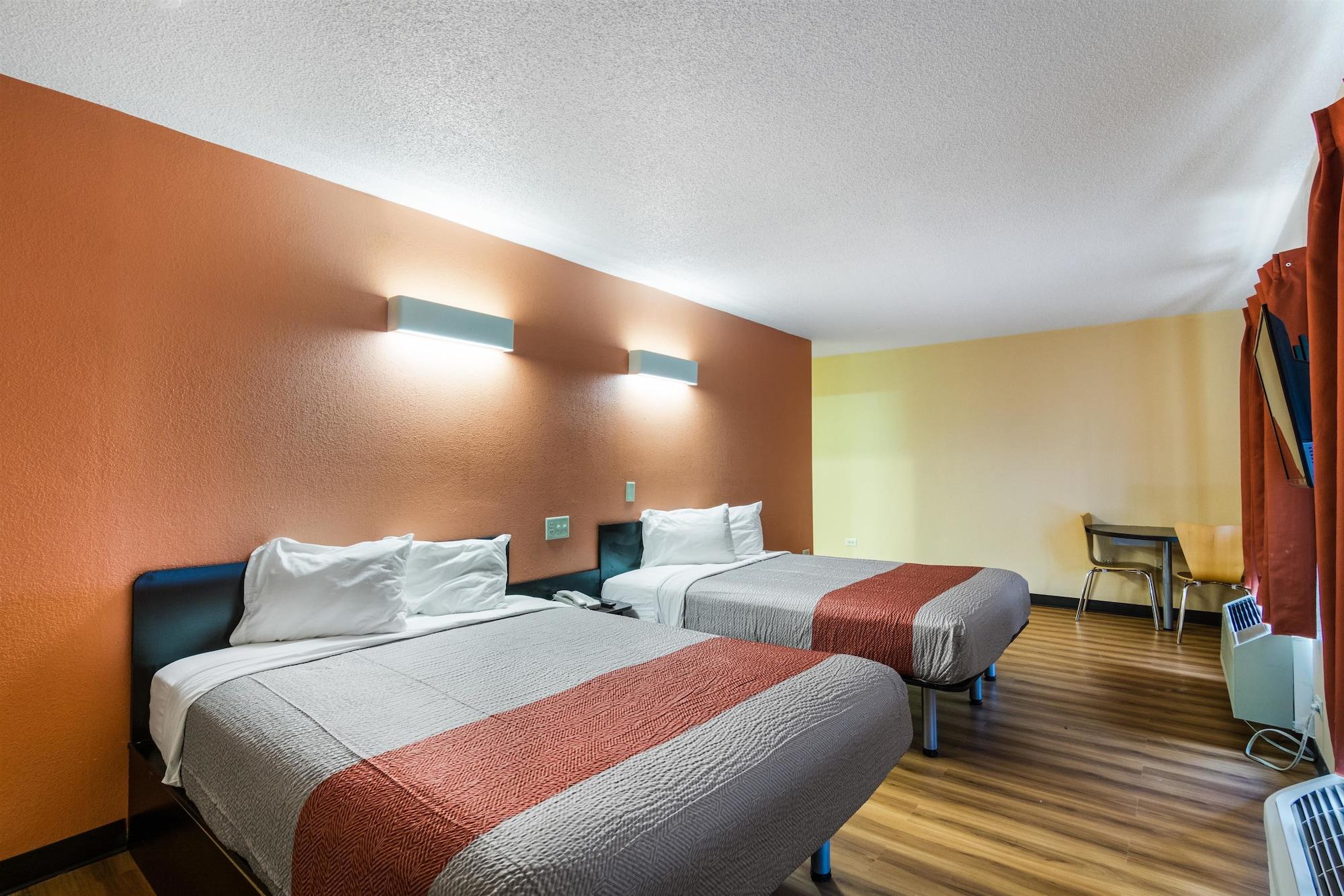 Motel 6-Libertyville, Il Luaran gambar