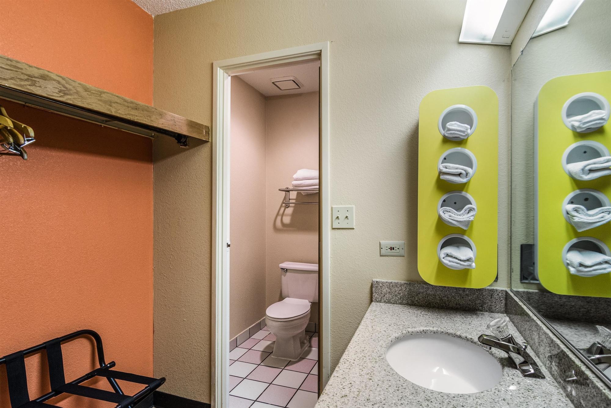 Motel 6-Libertyville, Il Luaran gambar