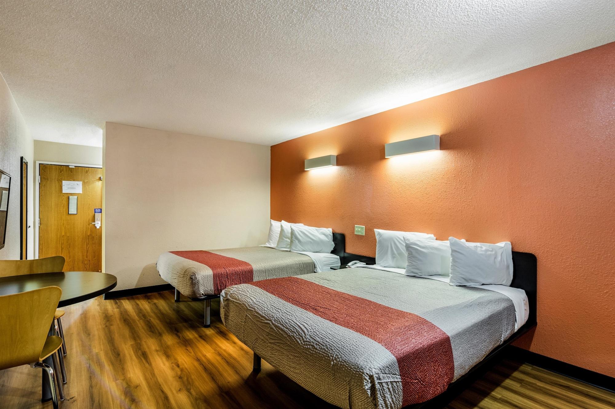 Motel 6-Libertyville, Il Luaran gambar