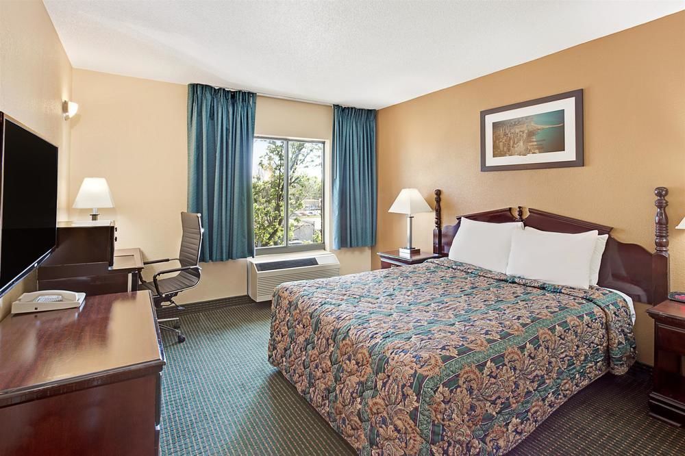Motel 6-Libertyville, Il Luaran gambar