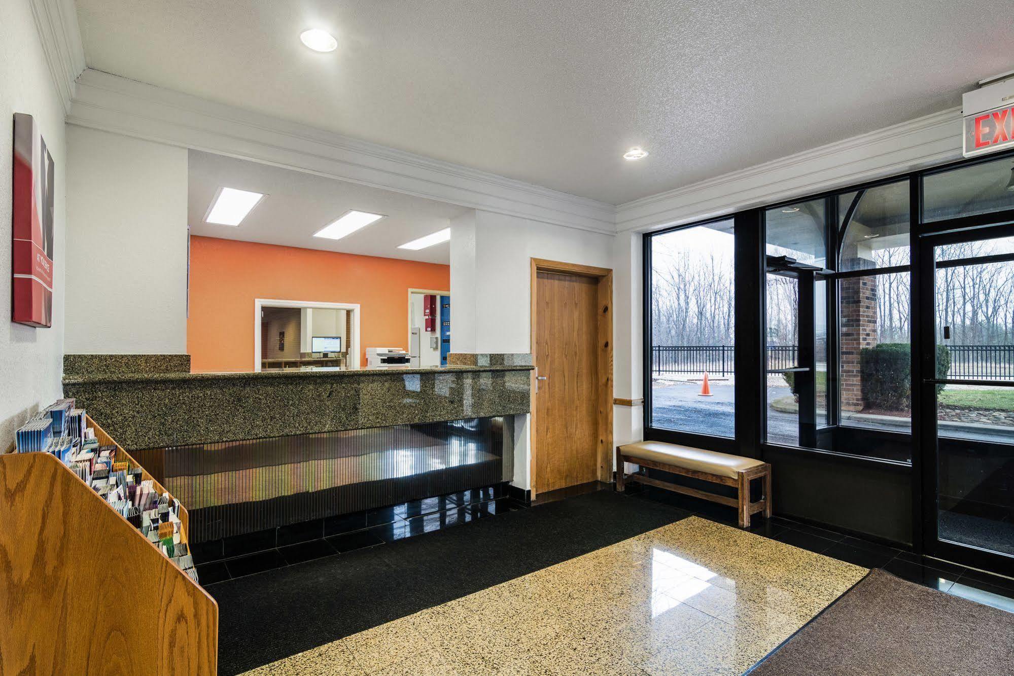 Motel 6-Libertyville, Il Luaran gambar