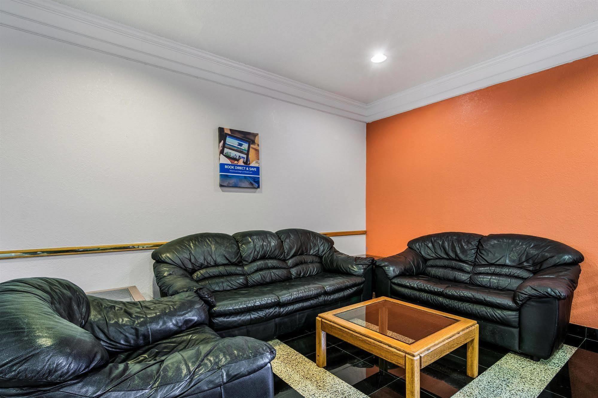 Motel 6-Libertyville, Il Luaran gambar